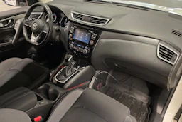 Valkoinen Nissan Qashqai 2018 kuva 26.