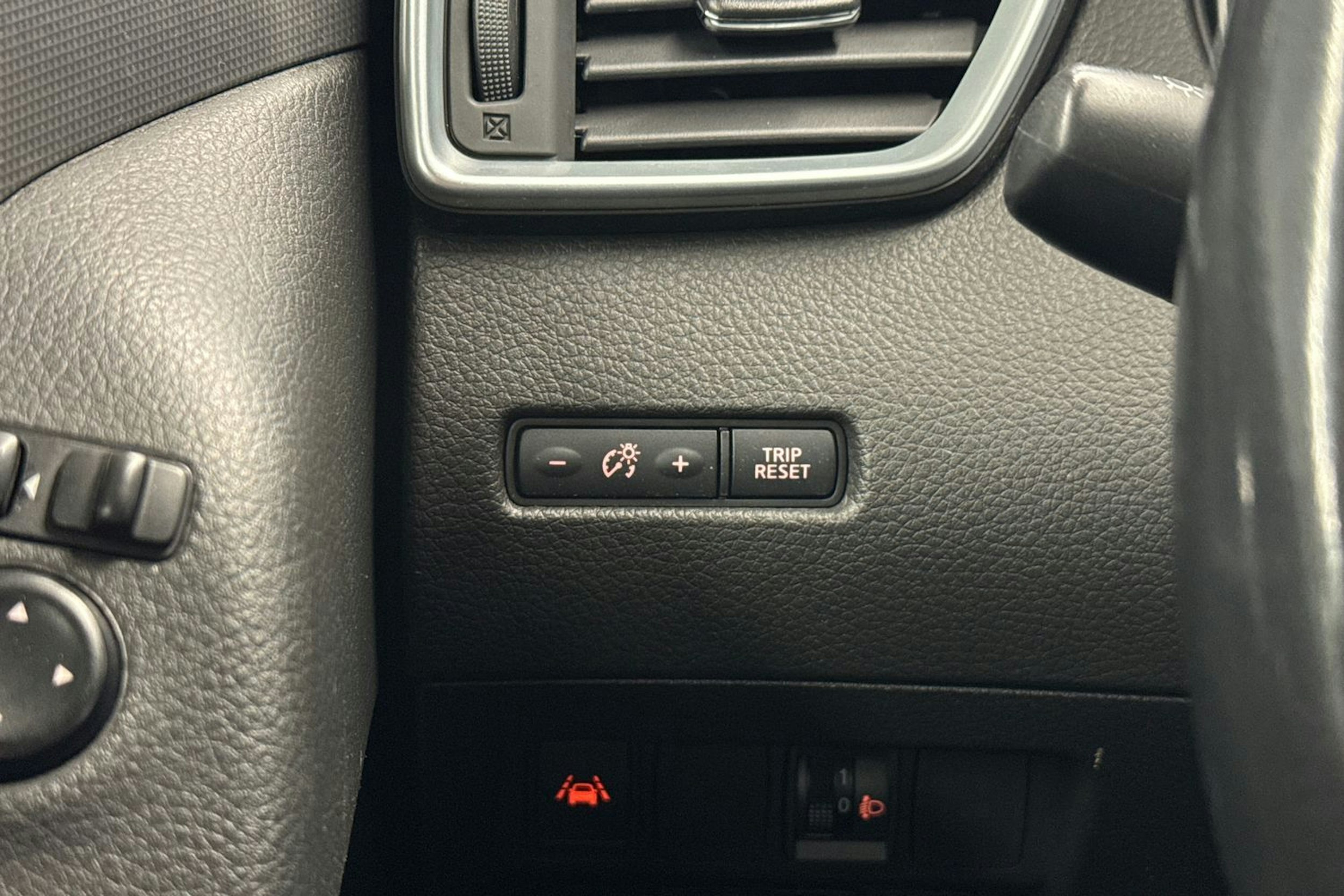 violetti Nissan Qashqai 2019 kuva 23.