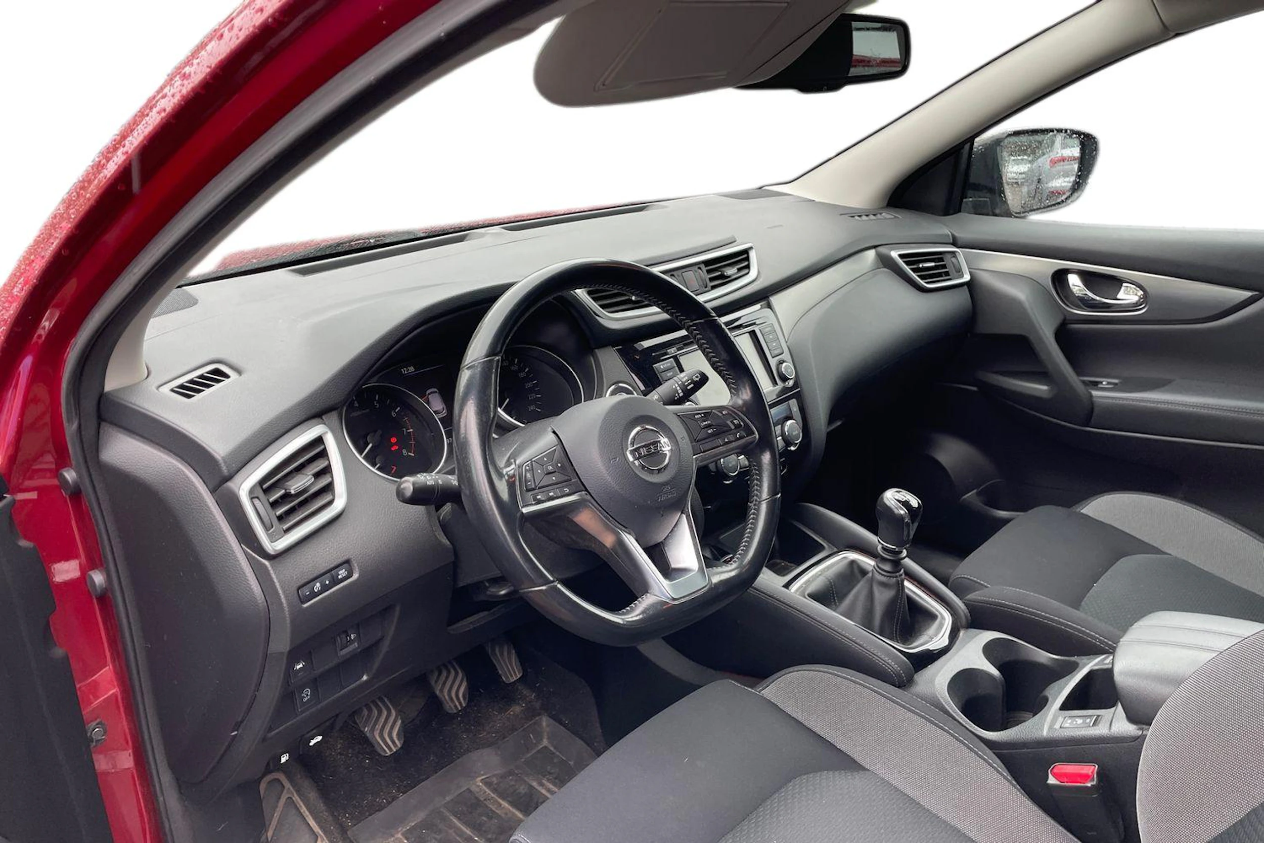 punainen Nissan Qashqai 2019 kuva 3.