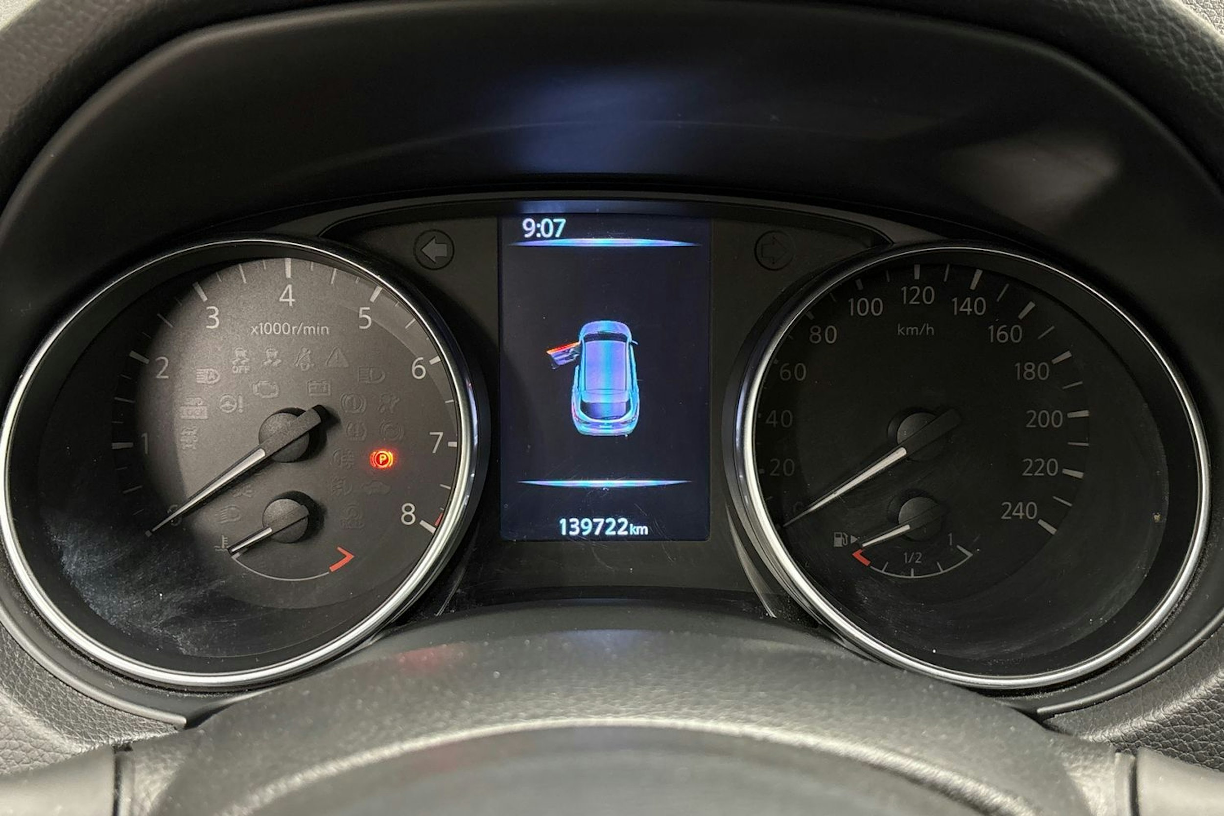 harmaa Nissan Qashqai 2019 kuva 18.