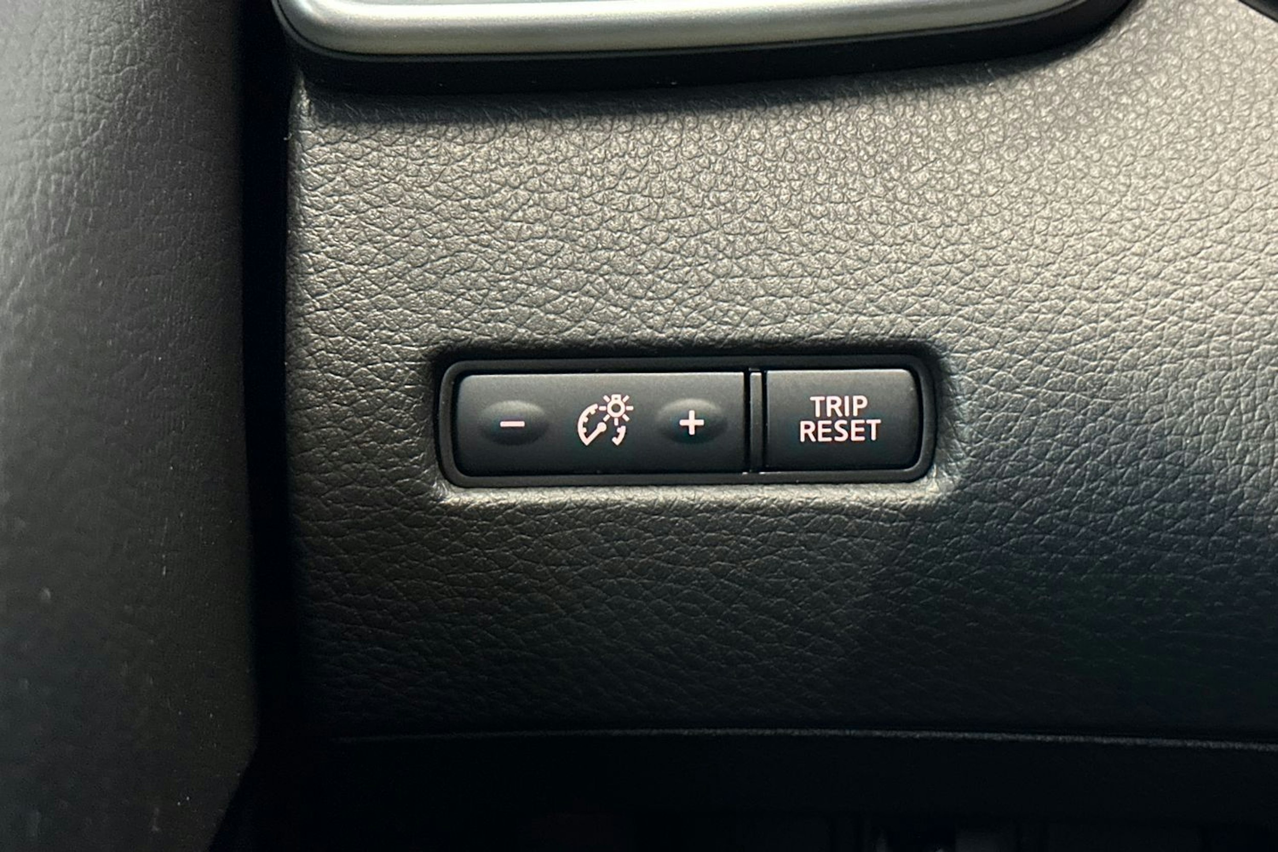harmaa Nissan Qashqai 2019 kuva 16.