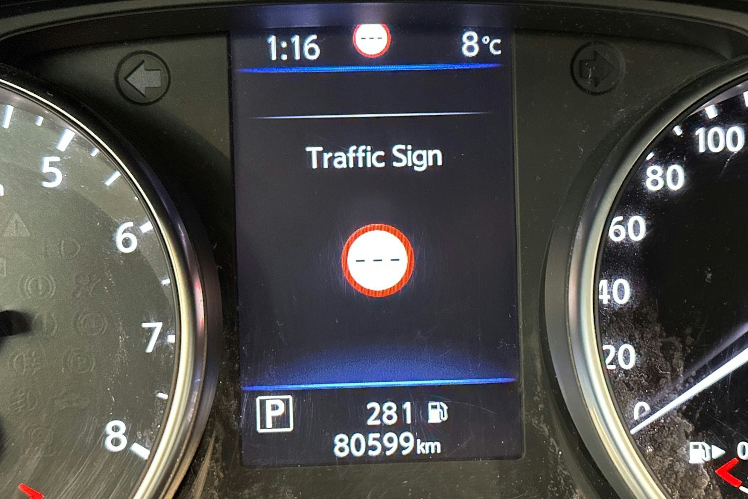 harmaa Nissan Qashqai 2019 kuva 27.