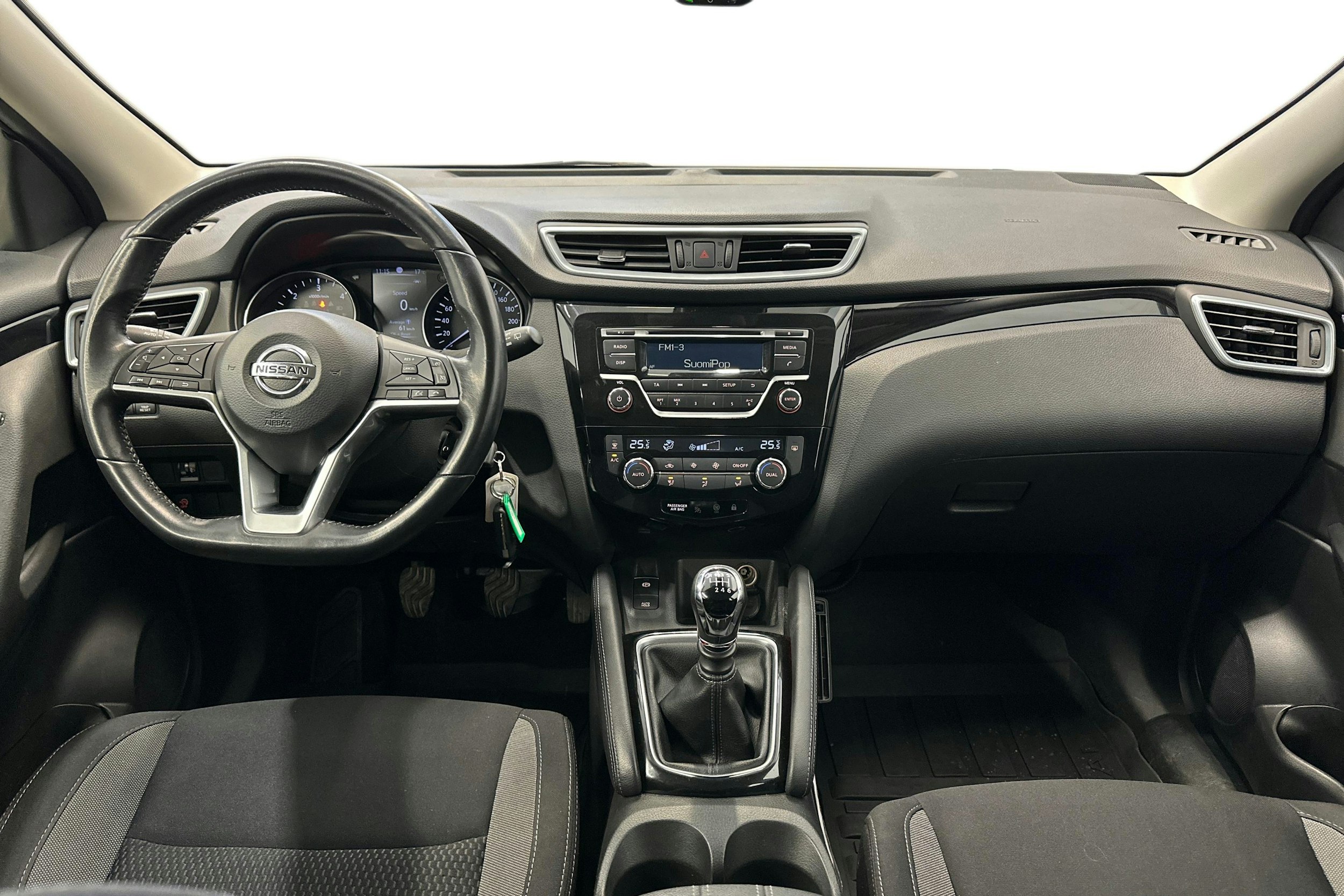 harmaa metalliväri Nissan Qashqai 2019 kuva 9.