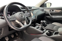 valkoinen Nissan Qashqai 2019 kuva 7.