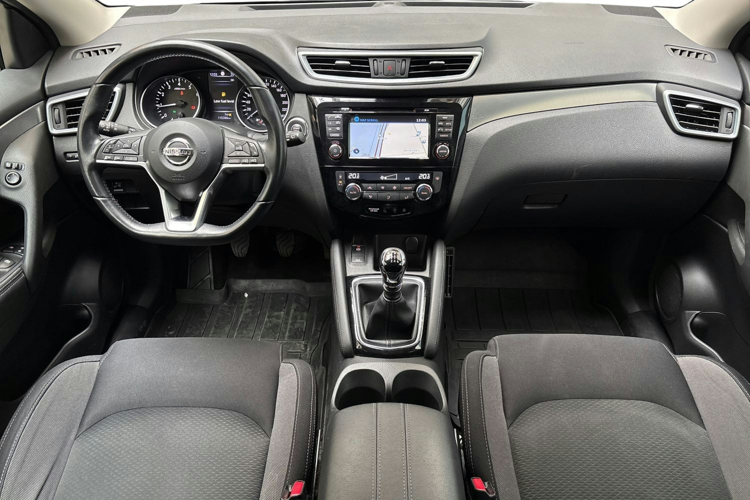 valkoinen Nissan Qashqai 2019 kuva 9.