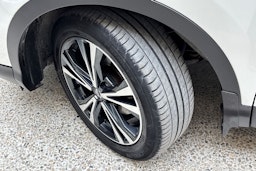valkoinen Nissan Qashqai 2019 kuva 13.