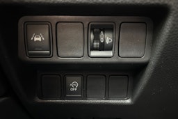 valkoinen Nissan Qashqai 2019 kuva 18.