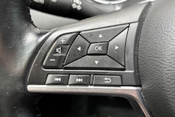 valkoinen Nissan Qashqai 2019 kuva 19.