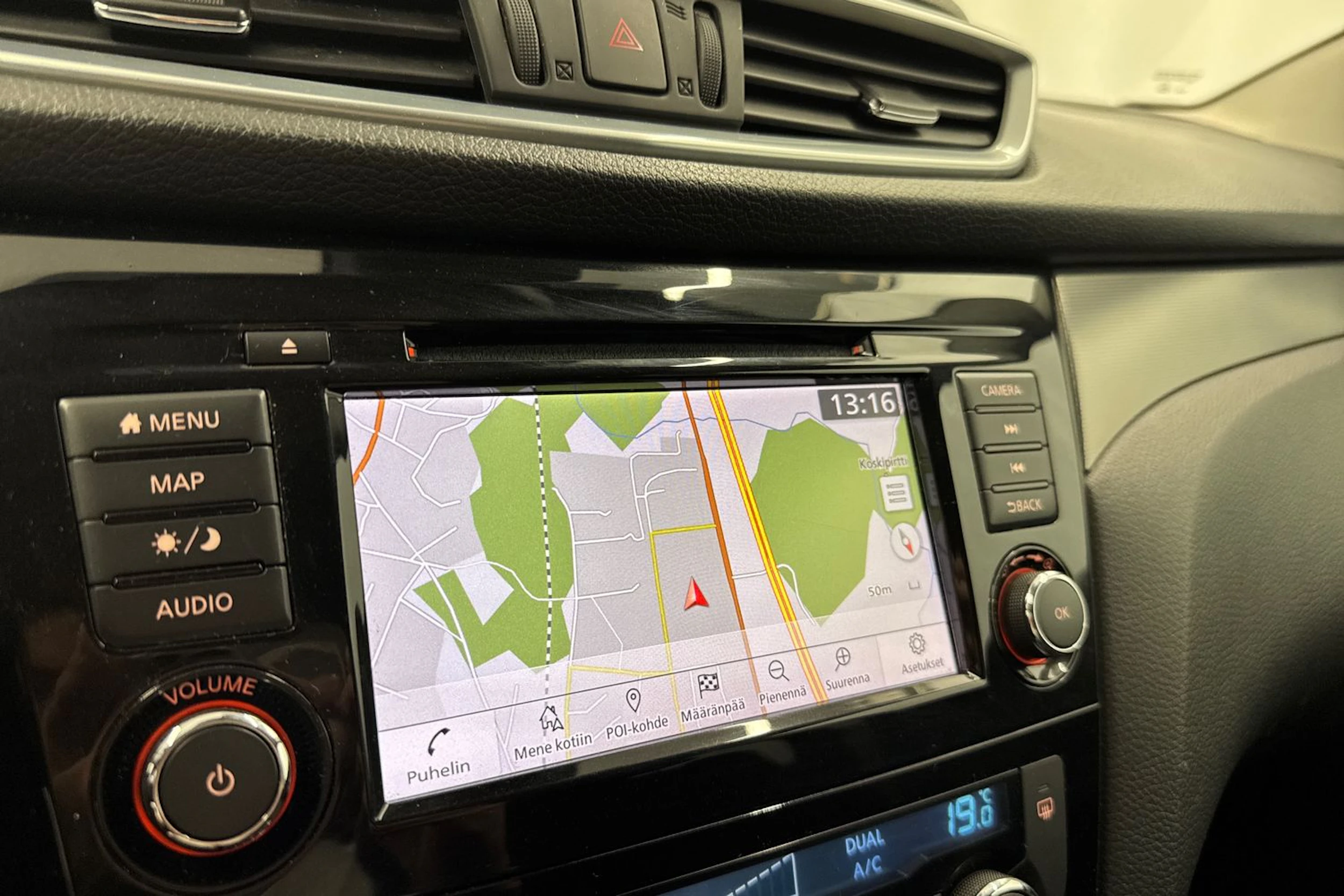Sininen Nissan Qashqai 2019 kuva 15.