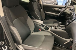 Musta Nissan Qashqai 2019 kuva 24.