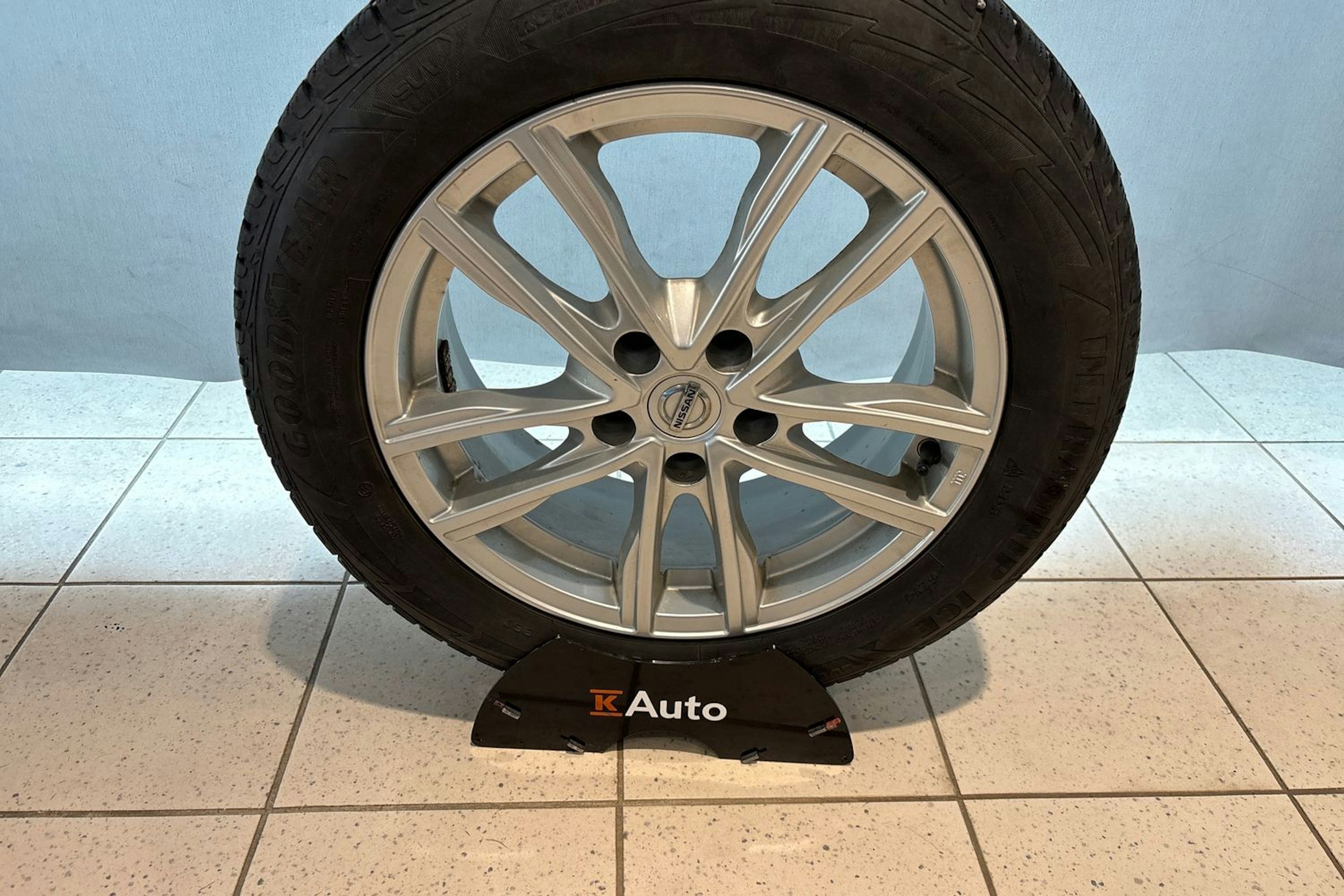 Sininen Nissan Qashqai 2019 kuva 14.