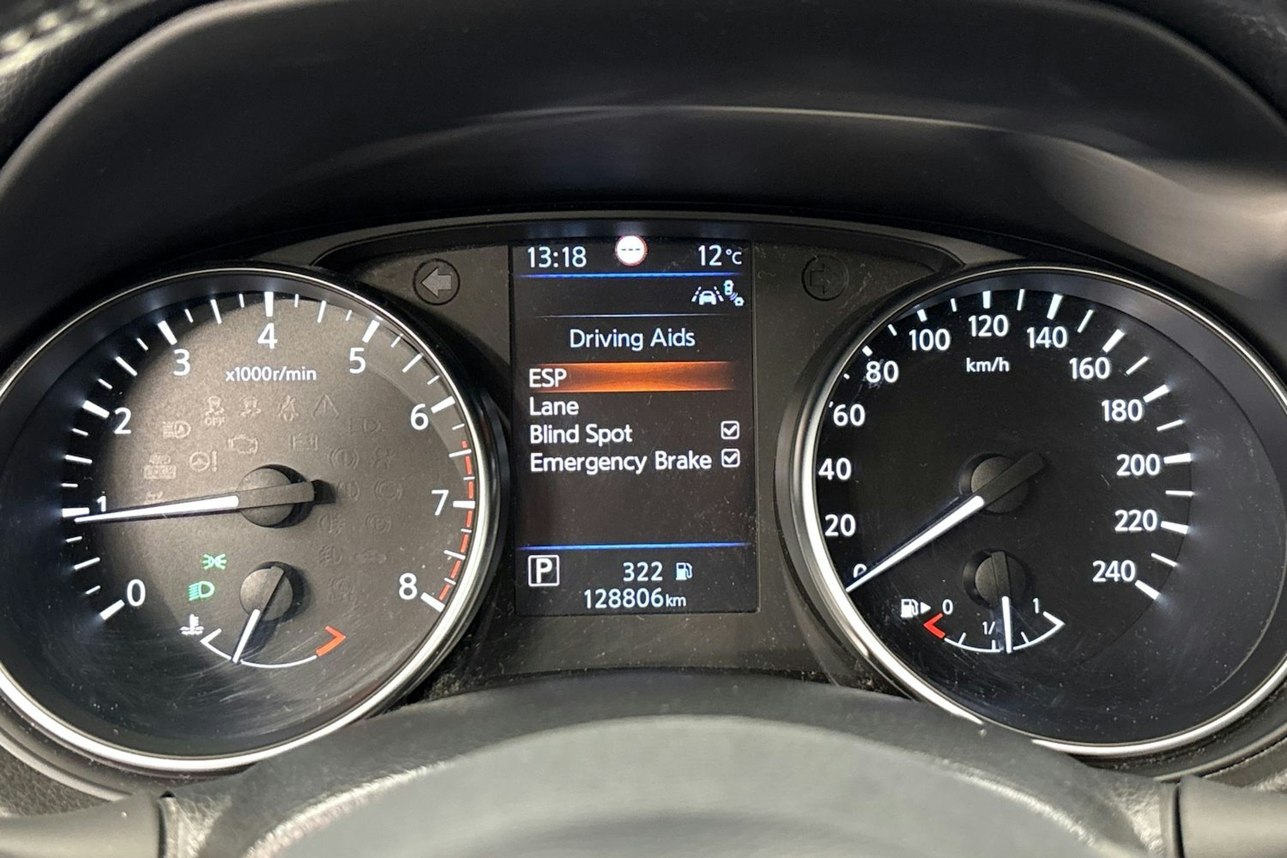 musta Nissan Qashqai 2019 kuva 18.