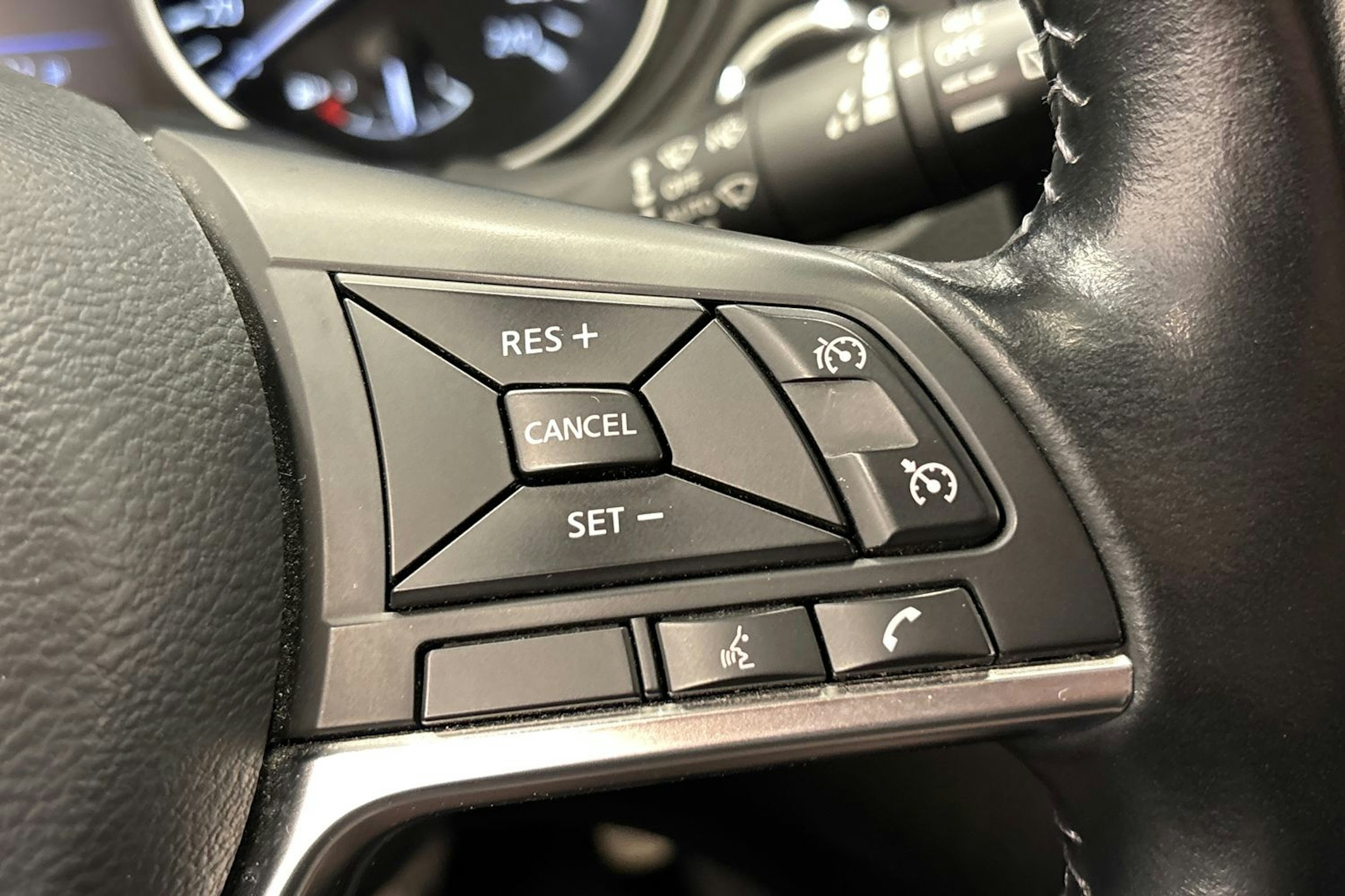 musta Nissan Qashqai 2019 kuva 20.