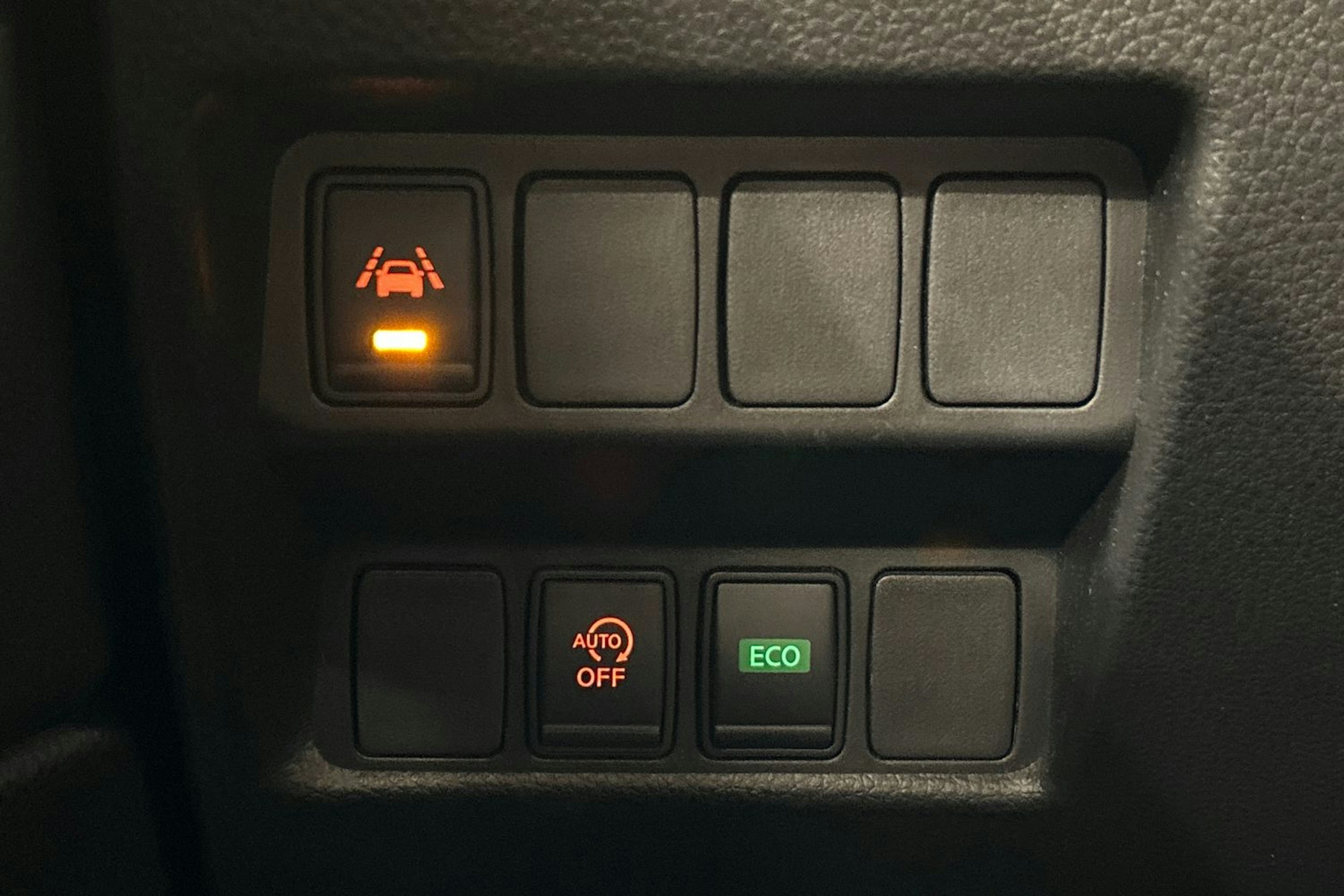 musta Nissan Qashqai 2019 kuva 21.