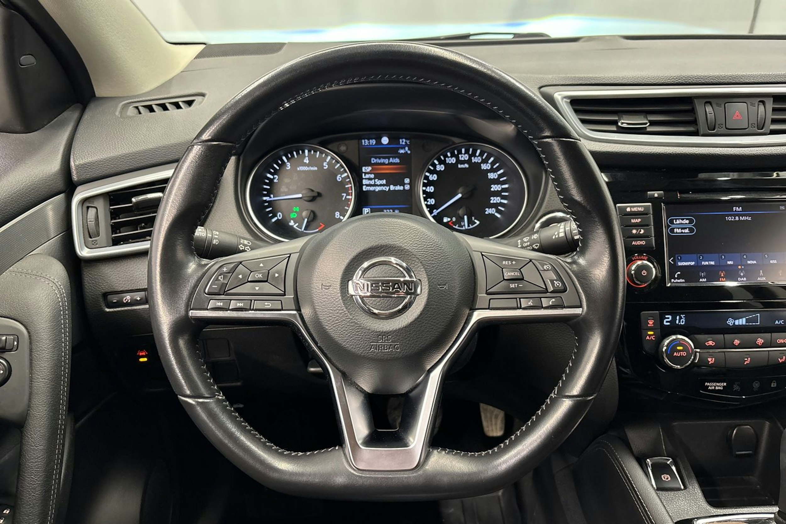 musta Nissan Qashqai 2019 kuva 22.