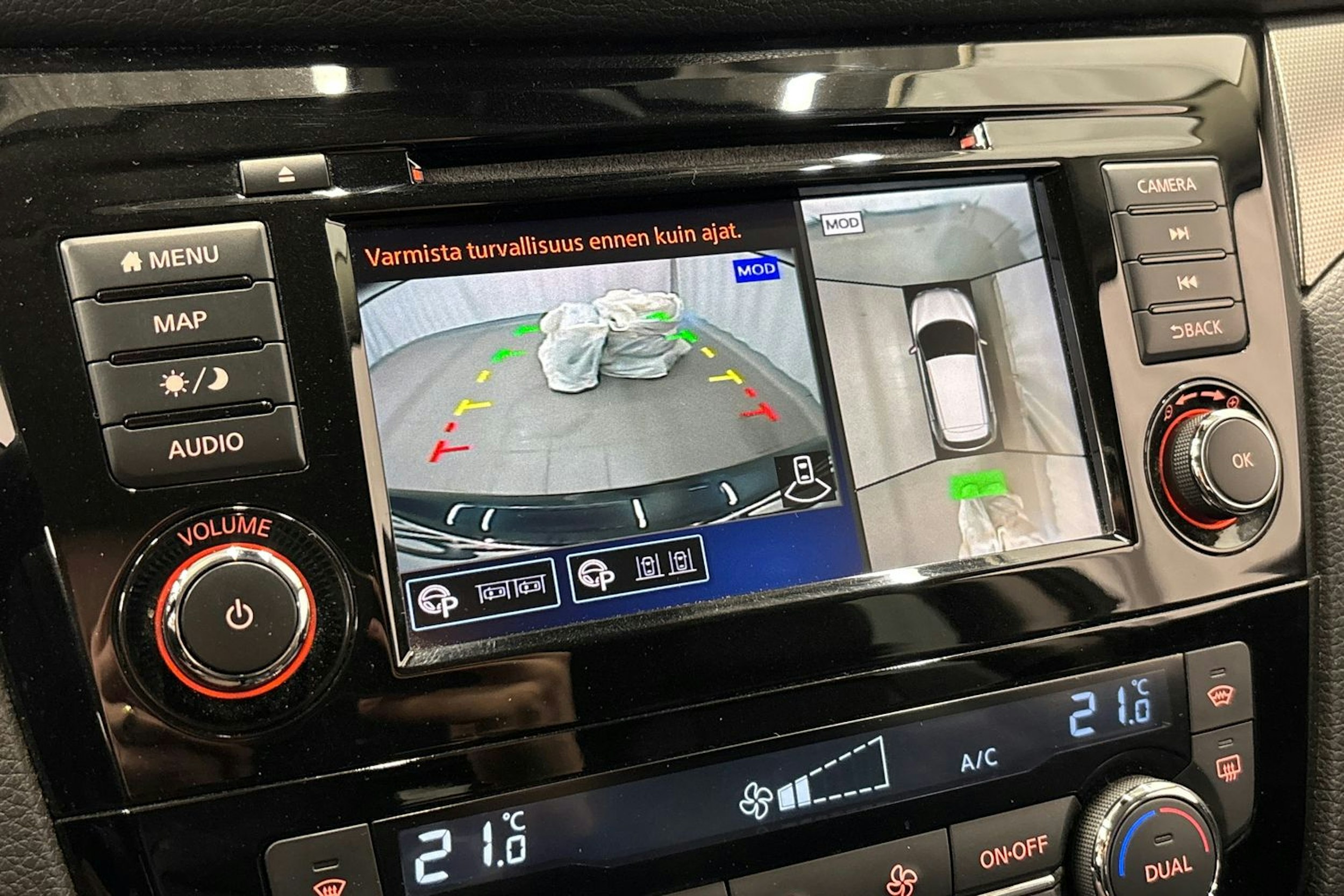 musta Nissan Qashqai 2019 kuva 24.