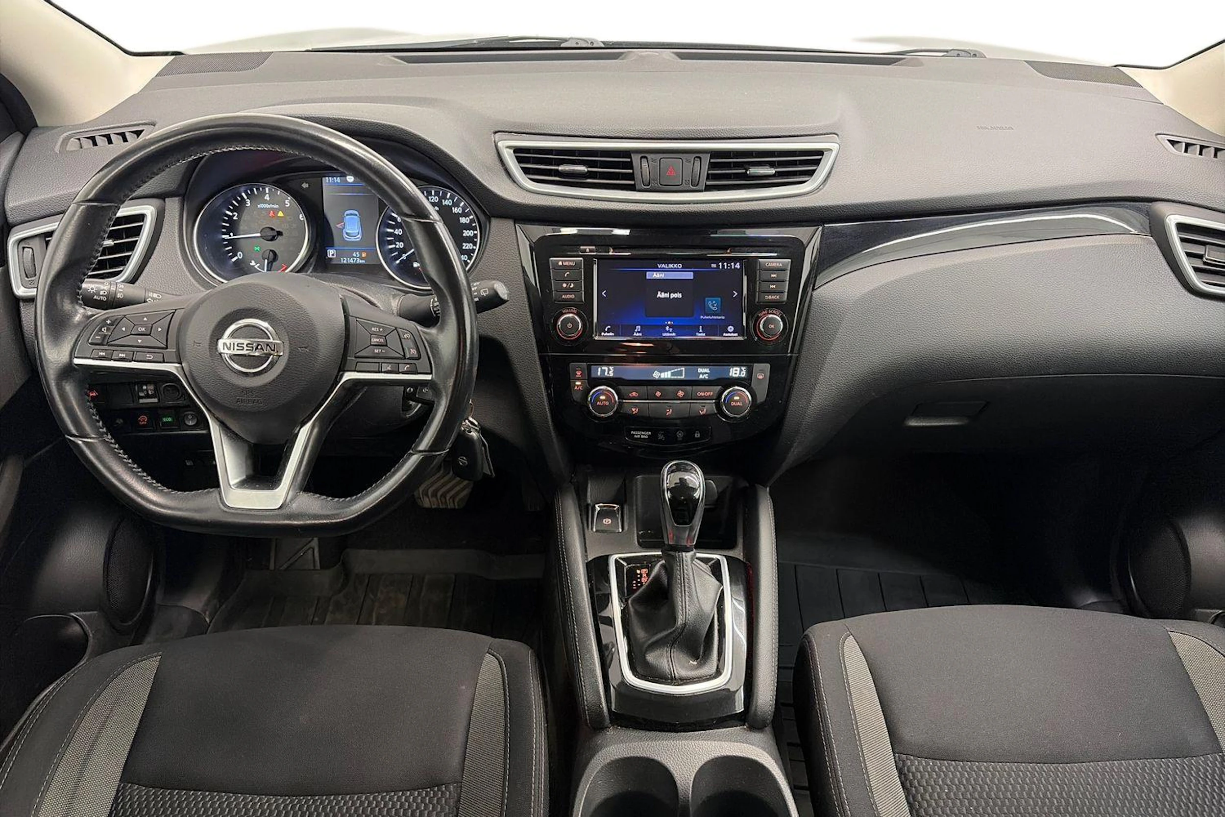 Harmaa Nissan Qashqai 2020 kuva 7.