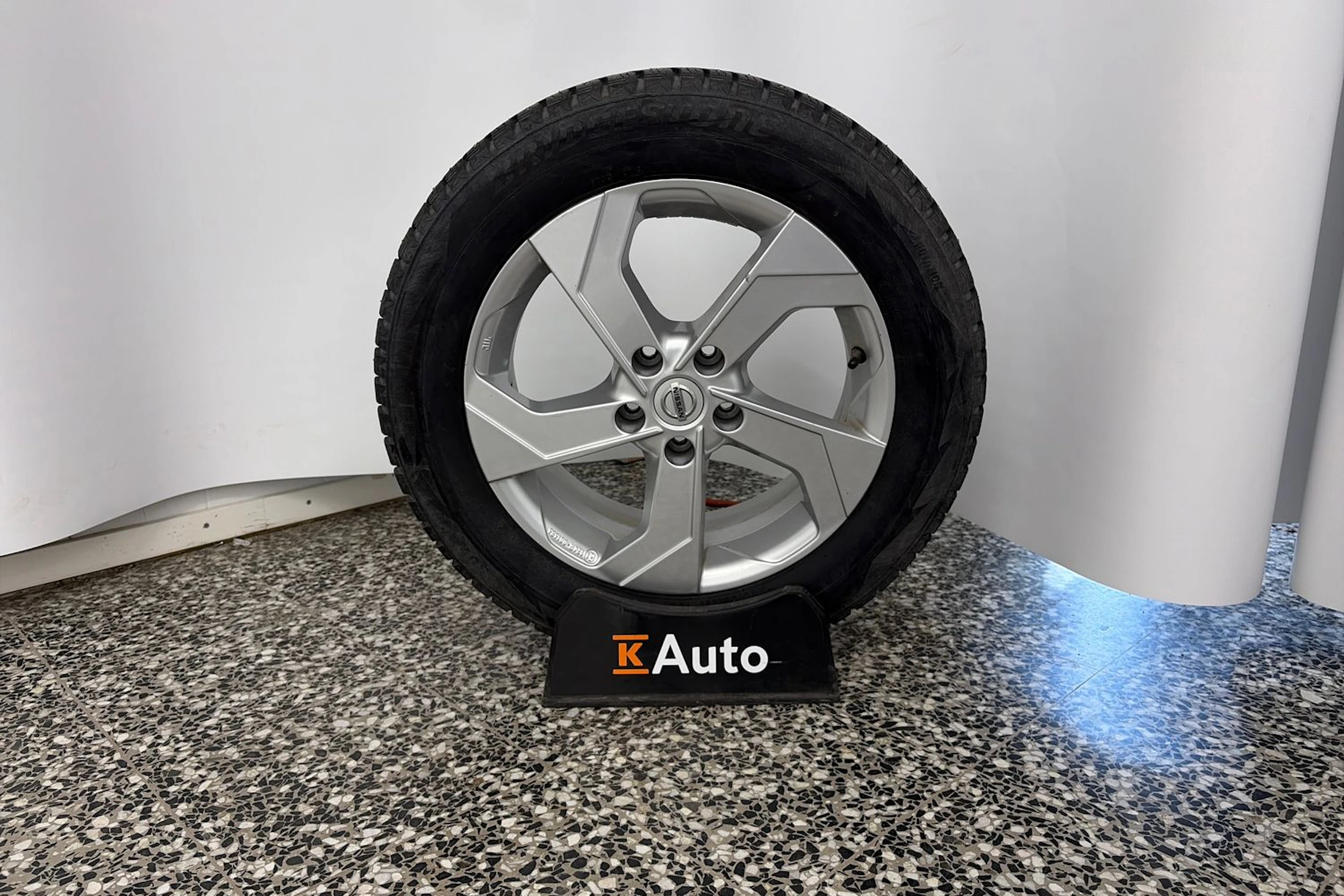 Harmaa Nissan Qashqai 2020 kuva 10.