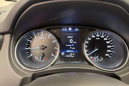 Harmaa Nissan Qashqai 2020 kuva 13.