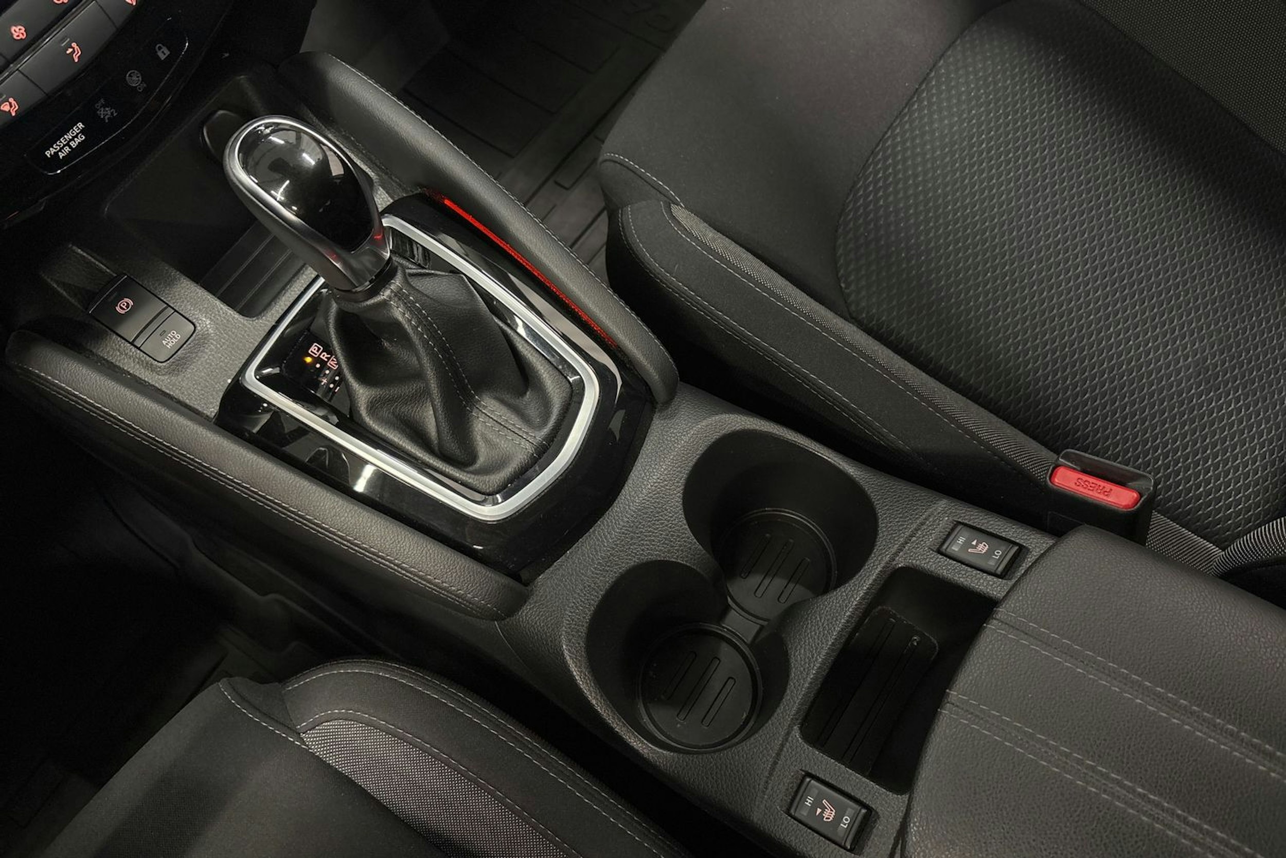 violetti Nissan Qashqai 2020 kuva 23.