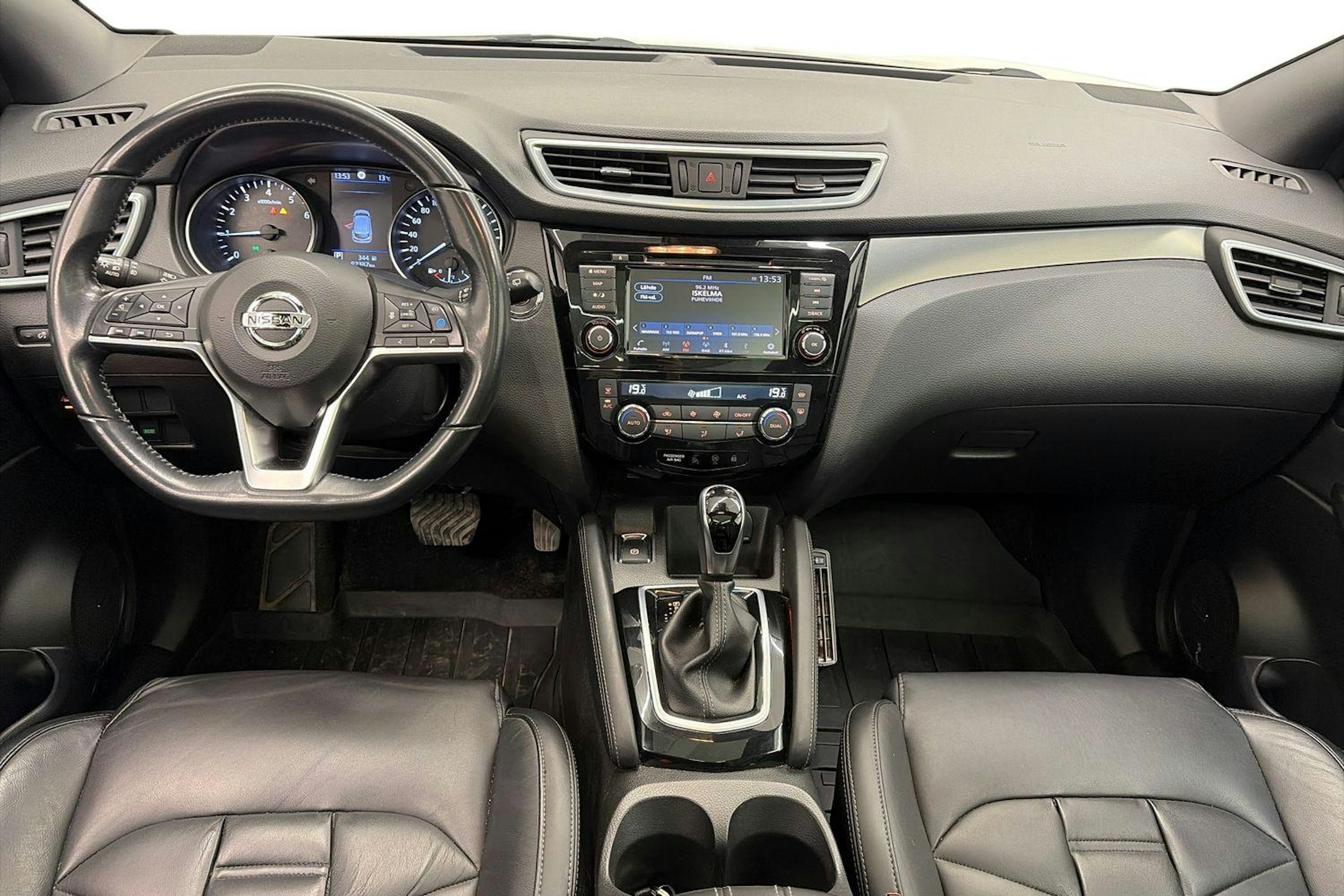 valkoinen Nissan Qashqai 2020 kuva 9.