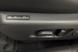 valkoinen Nissan Qashqai 2020 kuva 15.