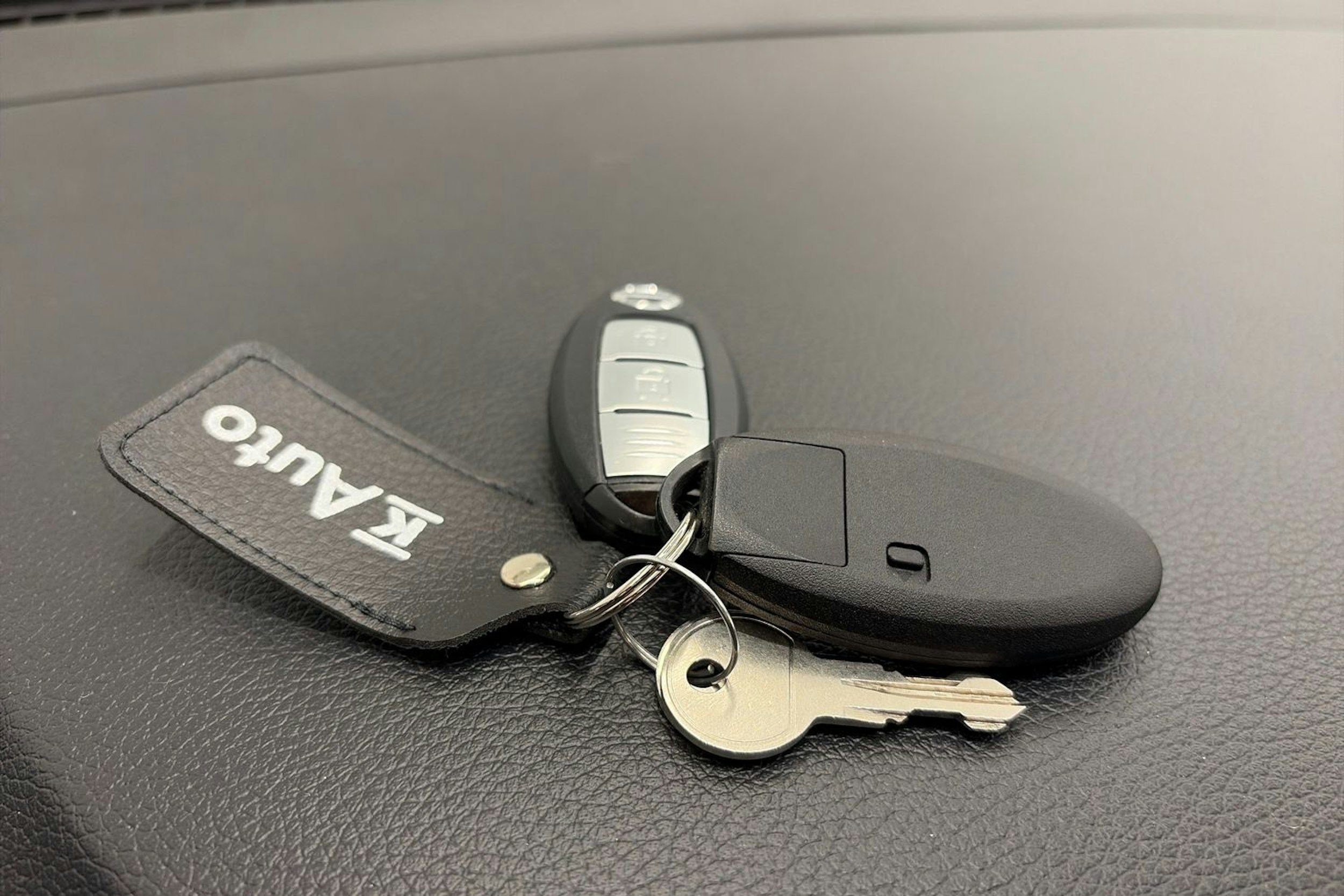 valkoinen Nissan Qashqai 2020 kuva 30.