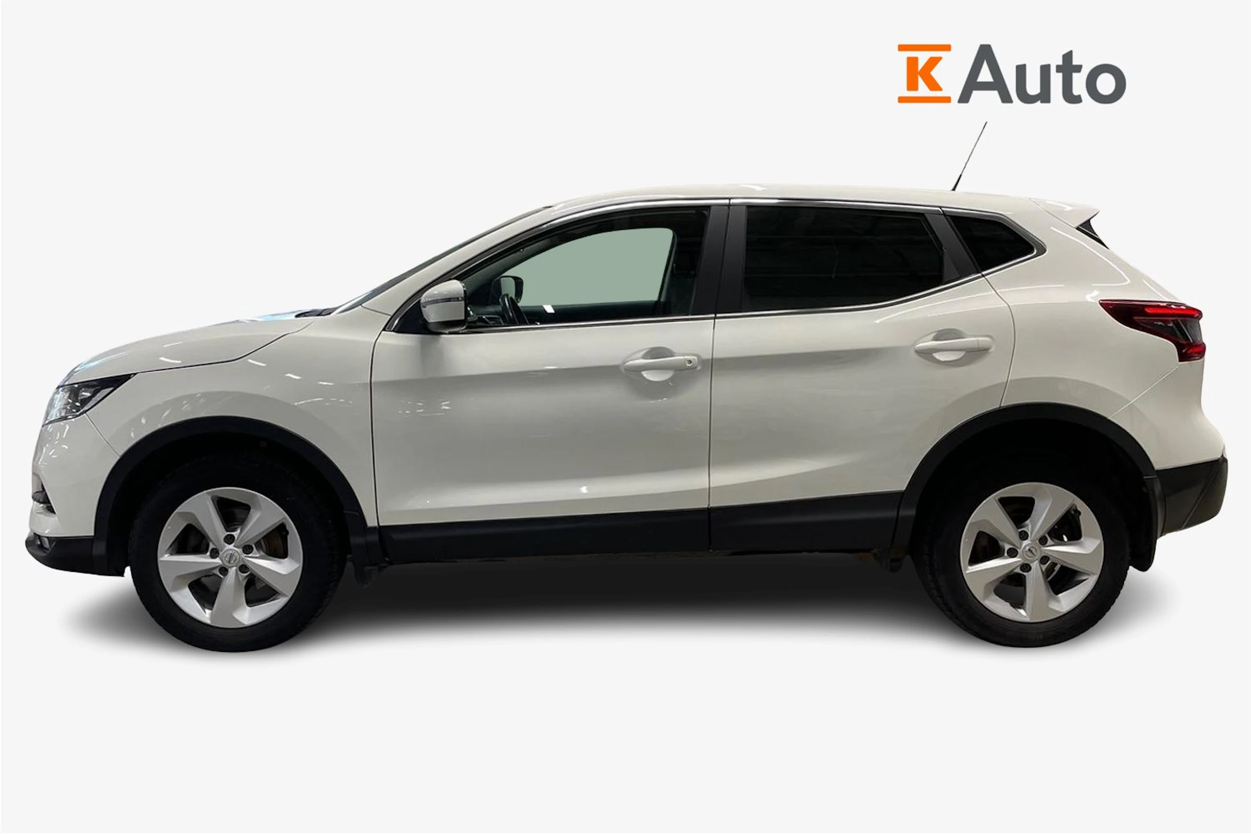 Valkoinen Nissan Qashqai 2020 kuva 5.