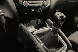 Valkoinen Nissan Qashqai 2020 kuva 16.