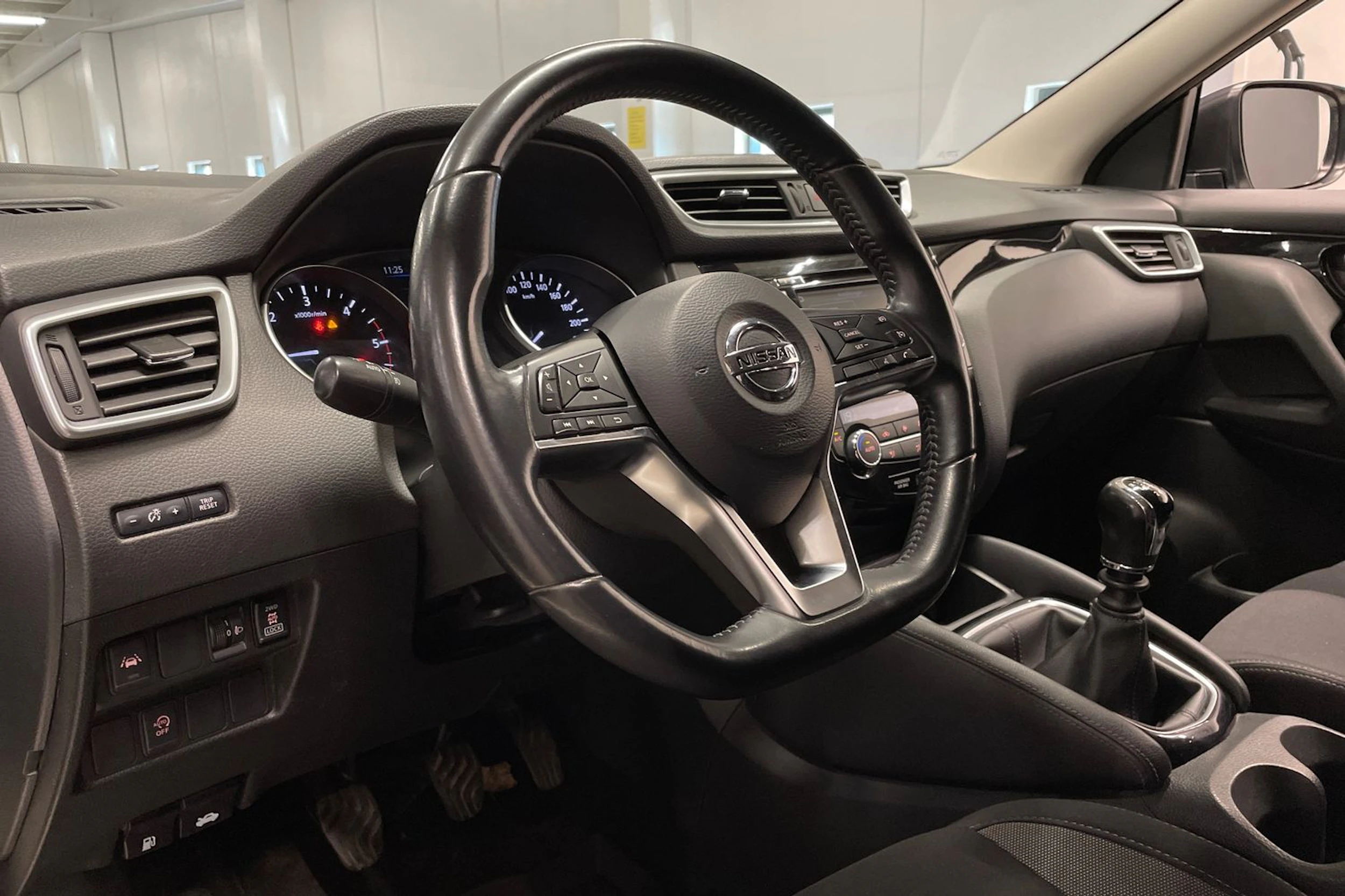 Valkoinen Nissan Qashqai 2020 kuva 21.