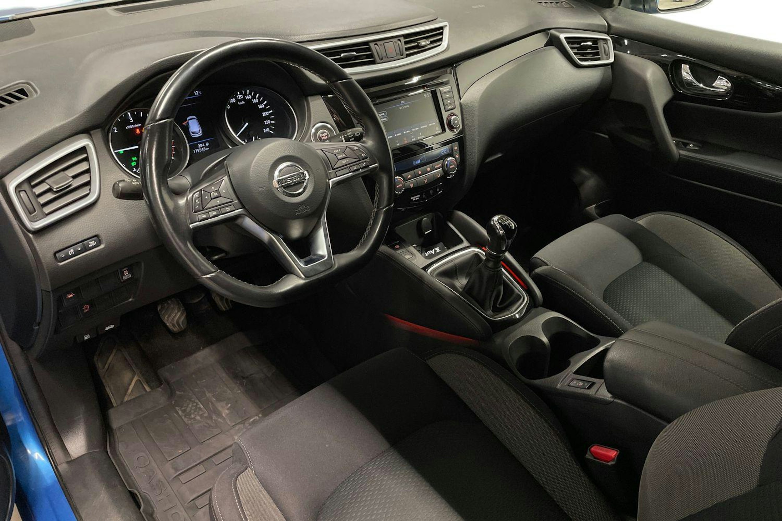 met. sininen Nissan Qashqai 2020 kuva 7.