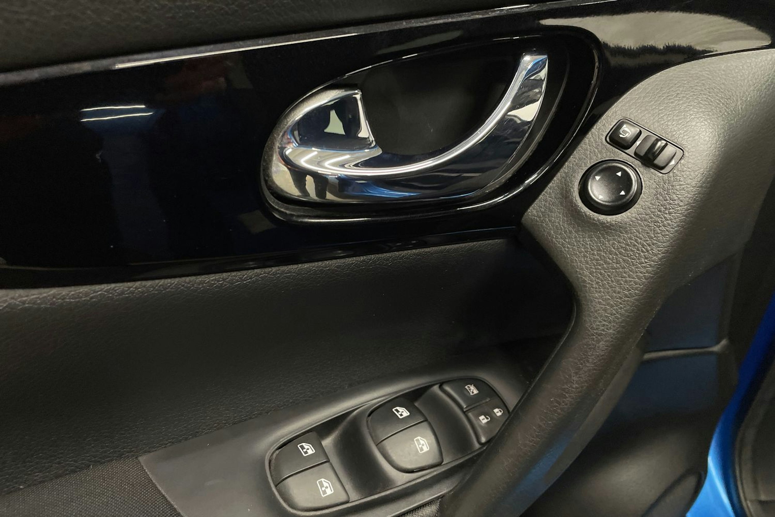 met. sininen Nissan Qashqai 2020 kuva 27.