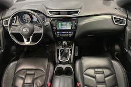 punainen Nissan Qashqai 2020 kuva 9.