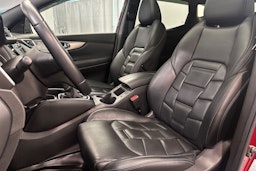 punainen Nissan Qashqai 2020 kuva 14.