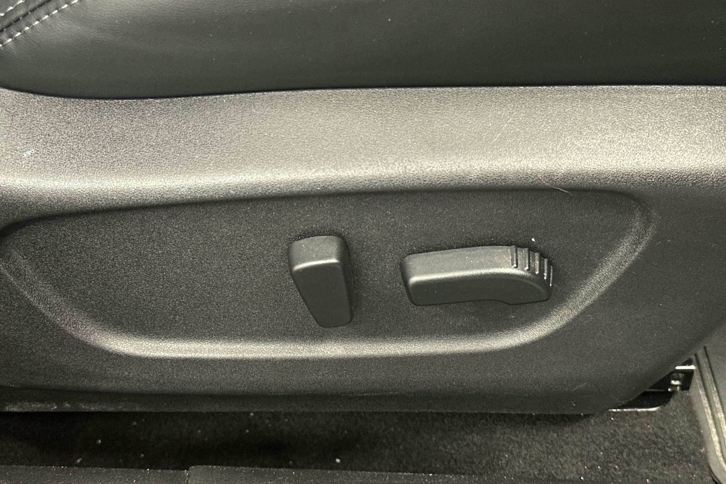 punainen Nissan Qashqai 2020 kuva 20.