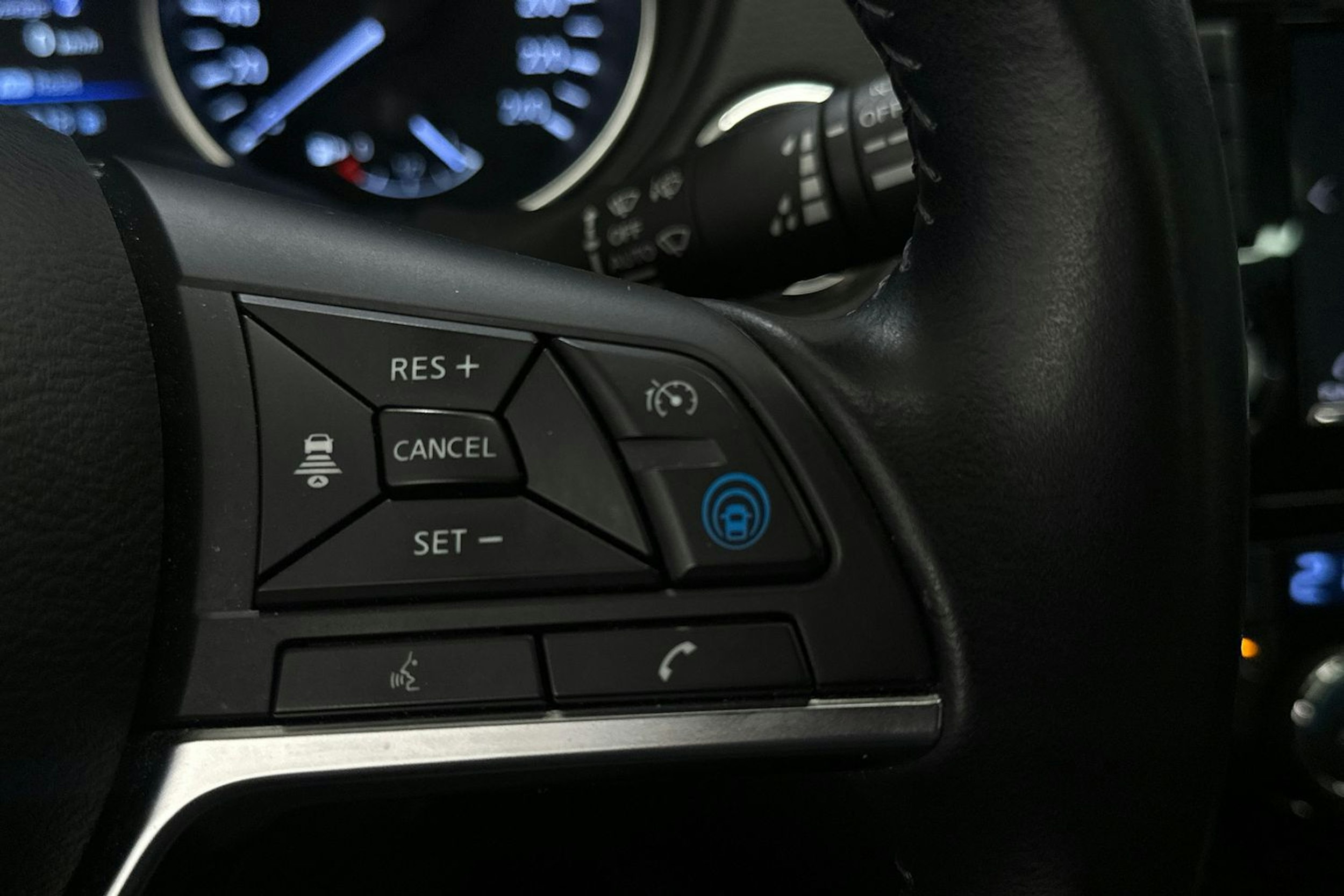 punainen Nissan Qashqai 2020 kuva 25.