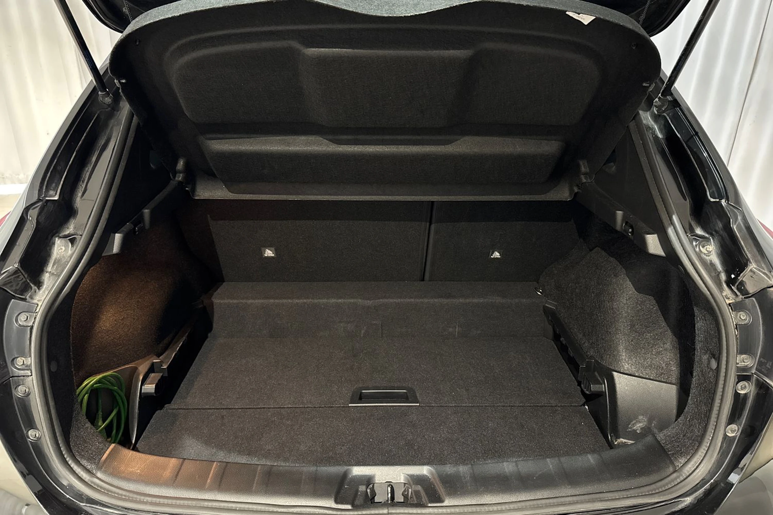 musta Nissan Qashqai 2021 kuva 12.