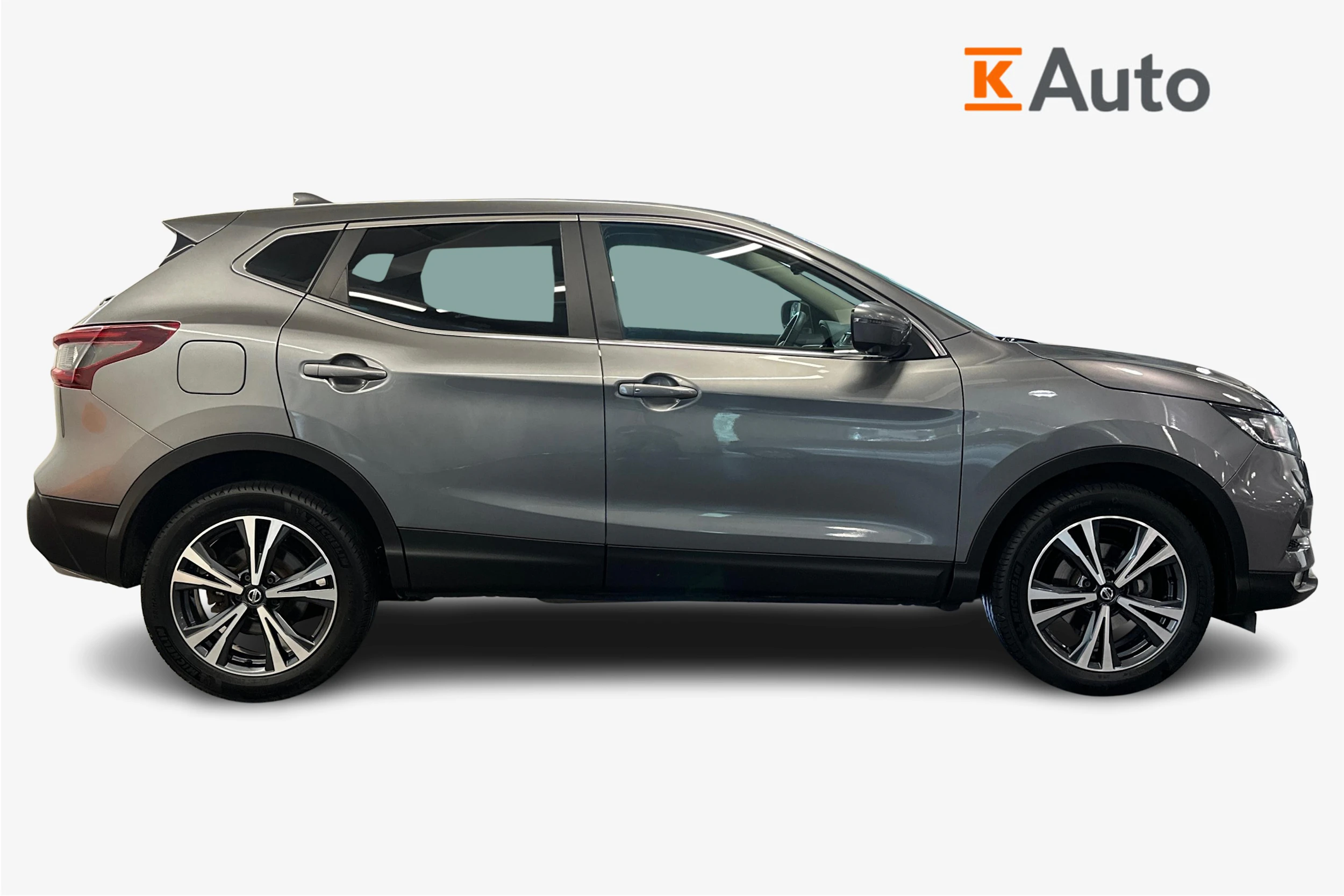 Harmaa Nissan Qashqai 2021 kuva 7.