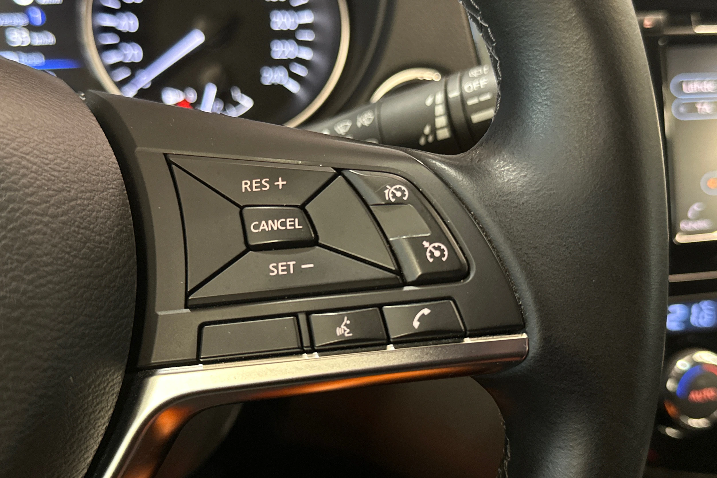 Harmaa Nissan Qashqai 2021 kuva 21.