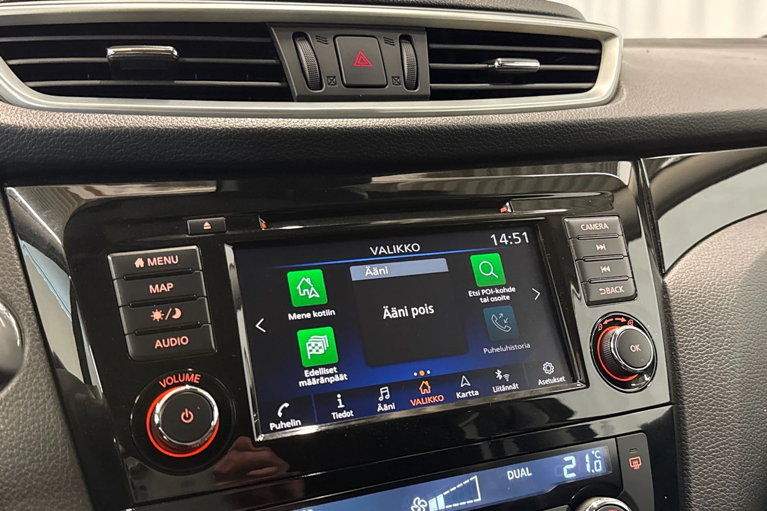 musta Nissan Qashqai 2021 kuva 14.