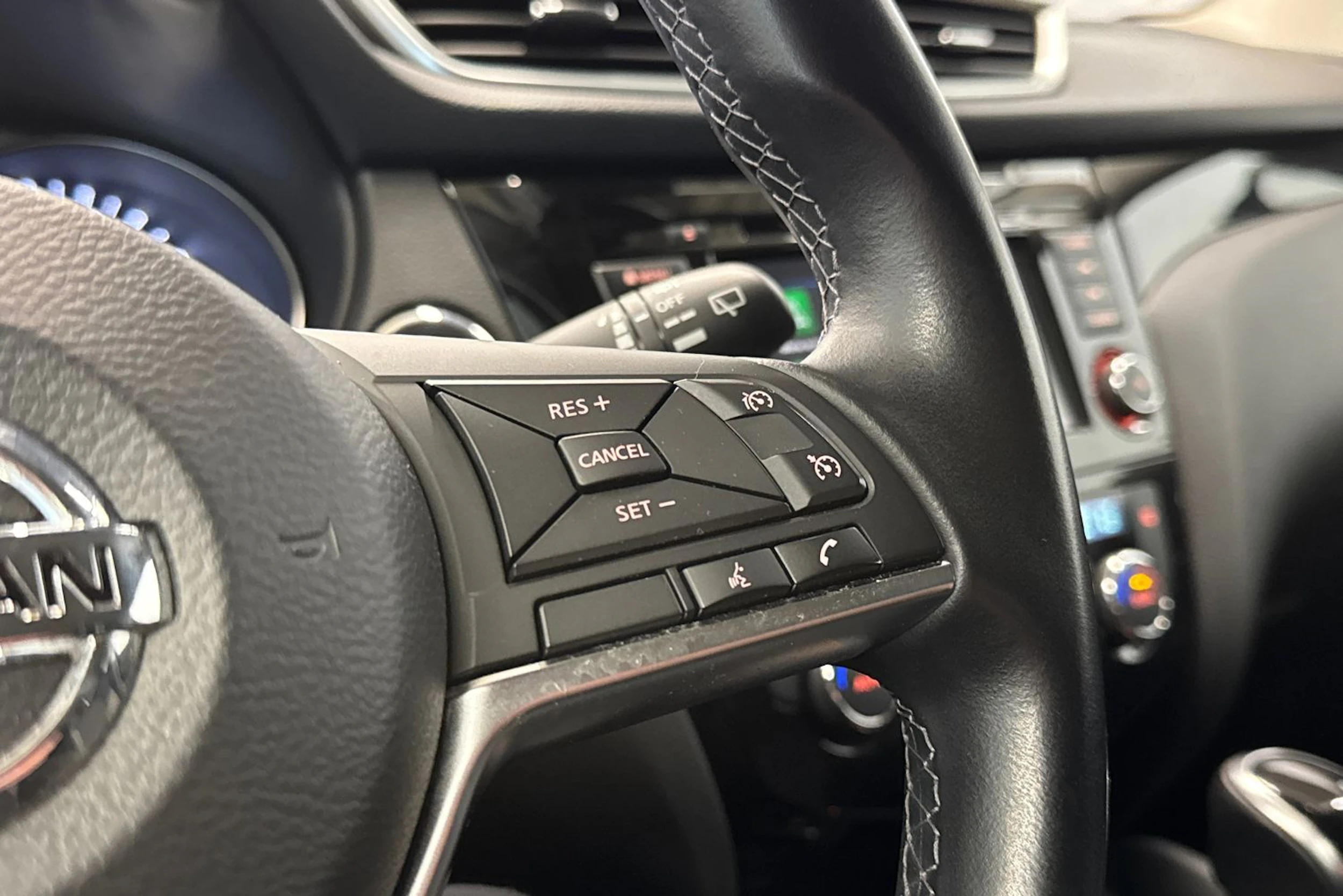 musta Nissan Qashqai 2021 kuva 19.