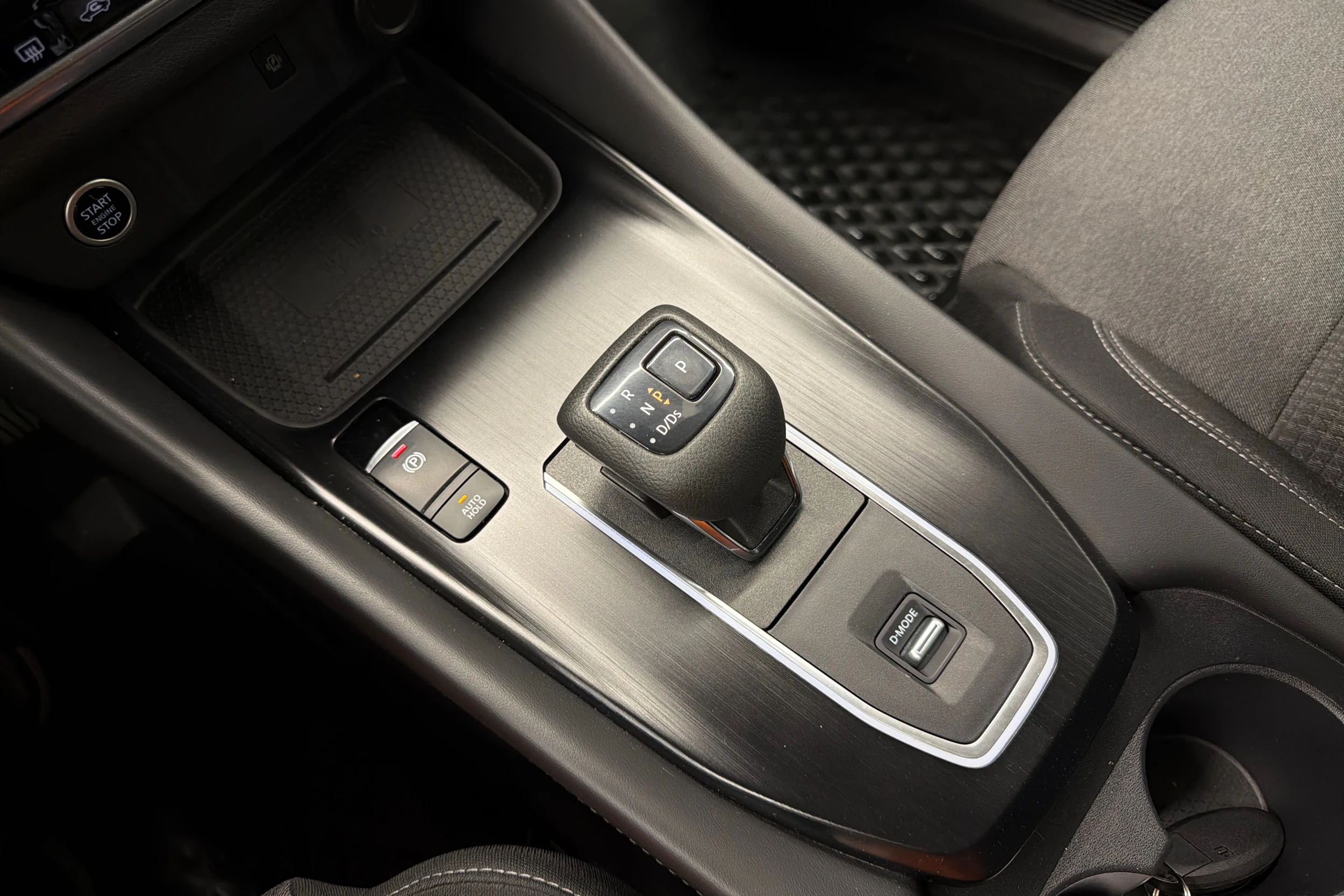 Punainen Nissan Qashqai 2022 kuva 20.