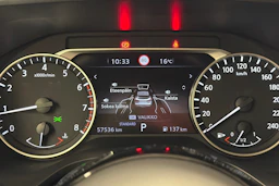 Punainen Nissan Qashqai 2022 kuva 27.