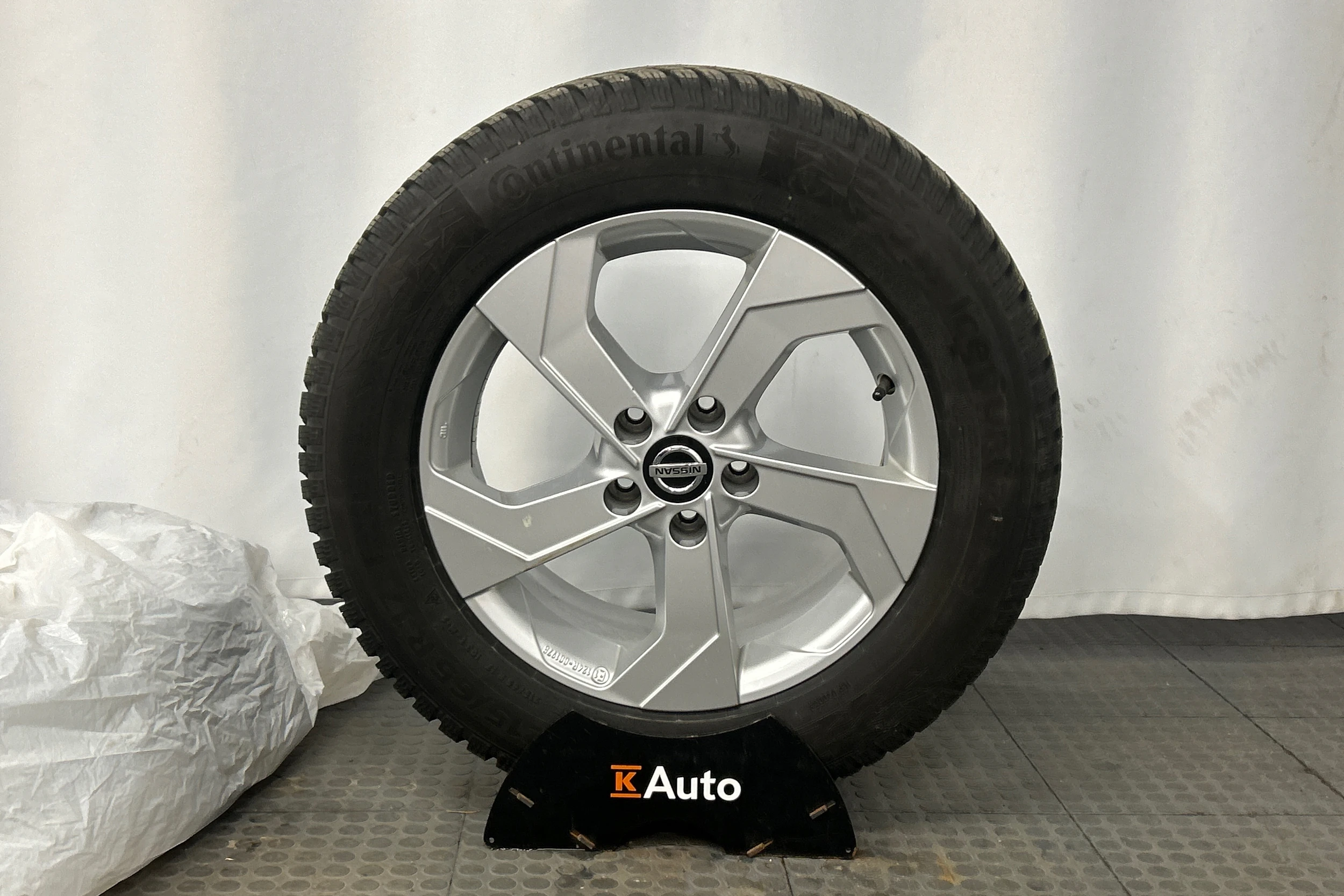 Punainen Nissan Qashqai 2022 kuva 10.