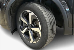 met. musta Nissan Qashqai 2023 kuva 9.