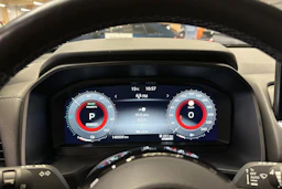 met. musta Nissan Qashqai 2023 kuva 17.
