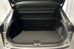 harmaa Nissan Qashqai 2023 kuva 17.