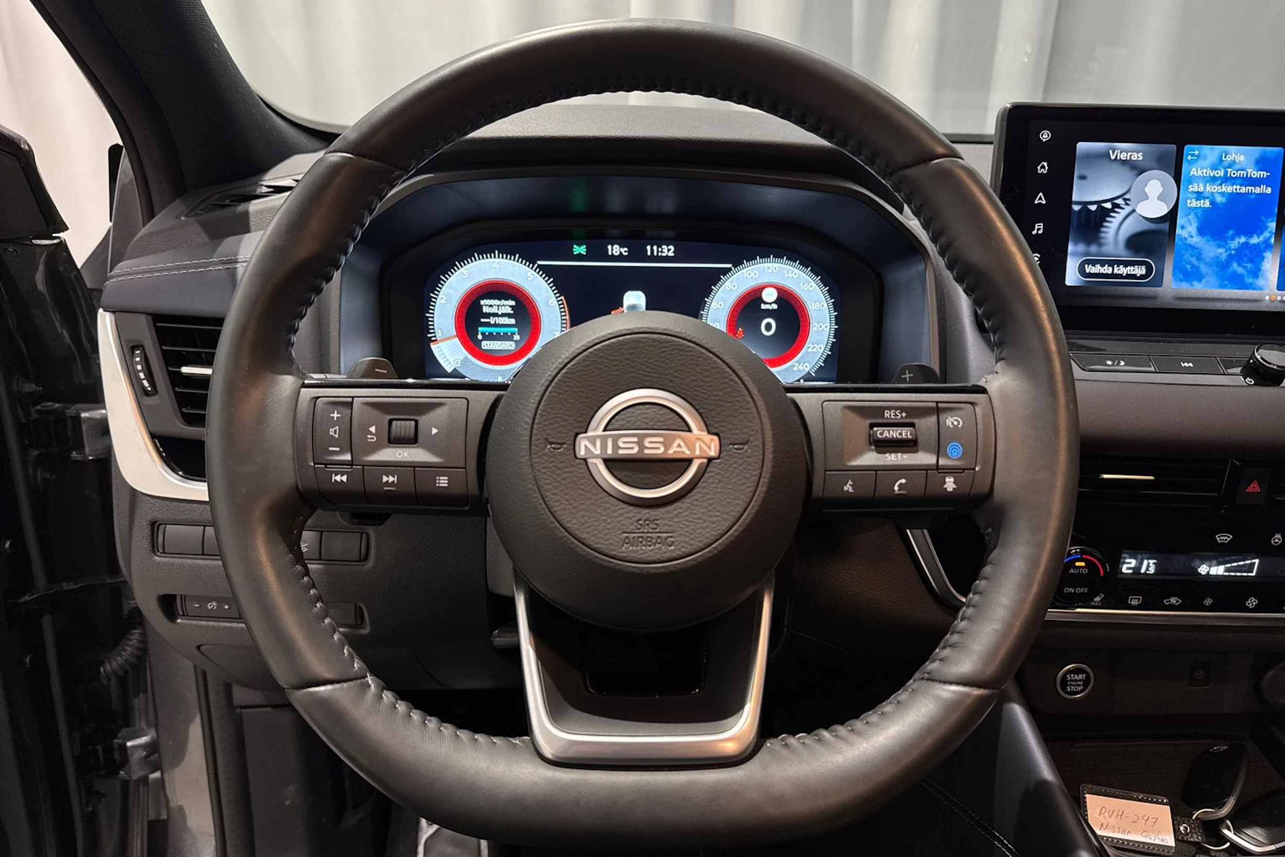 harmaa Nissan Qashqai 2023 kuva 20.