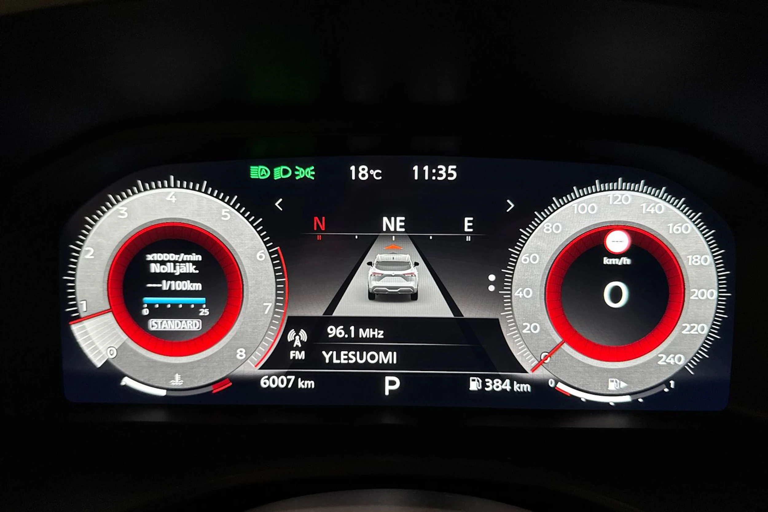 harmaa Nissan Qashqai 2023 kuva 22.