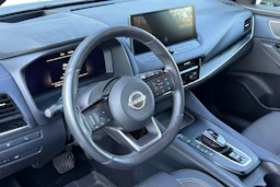 harmaa Nissan Qashqai 2023 kuva 3.